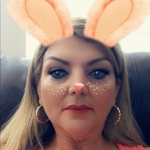 Meet your Posher, Sharon